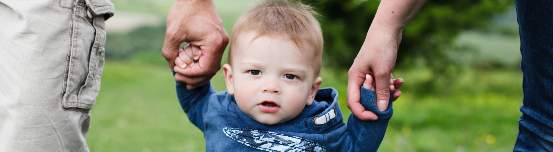 Ruben and Ezra - Family Portrait Session - Old Winchester Hill