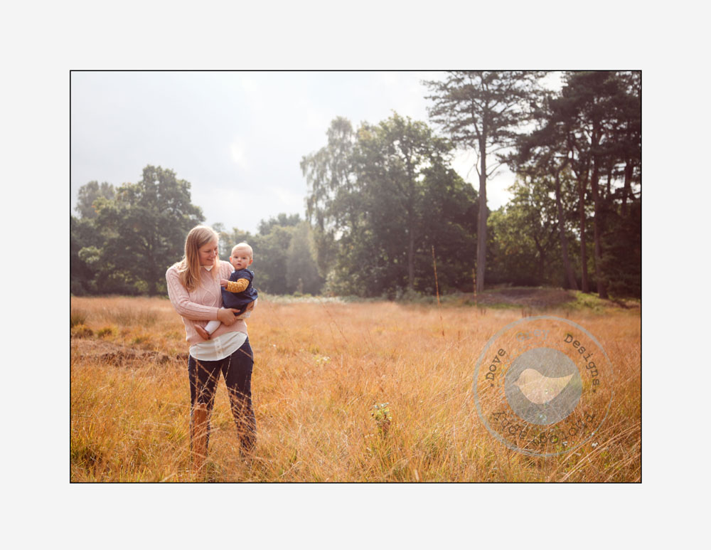 Relaxed Family Photoshoot Outside - Petersfield (14)
