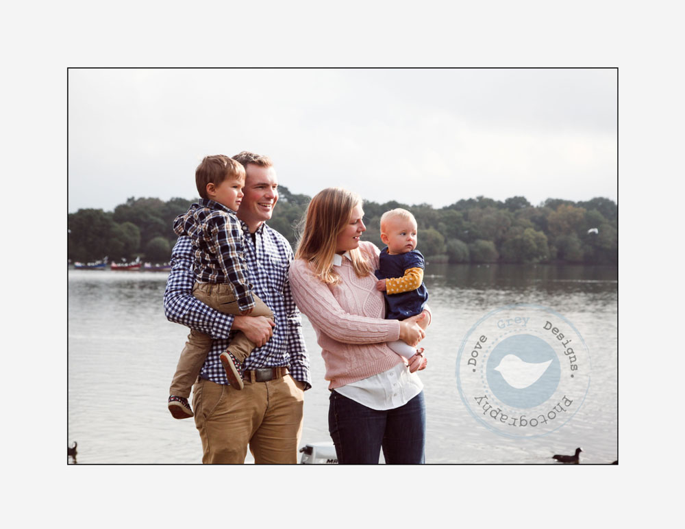 Relaxed Family Photoshoot Outside - Petersfield (2)