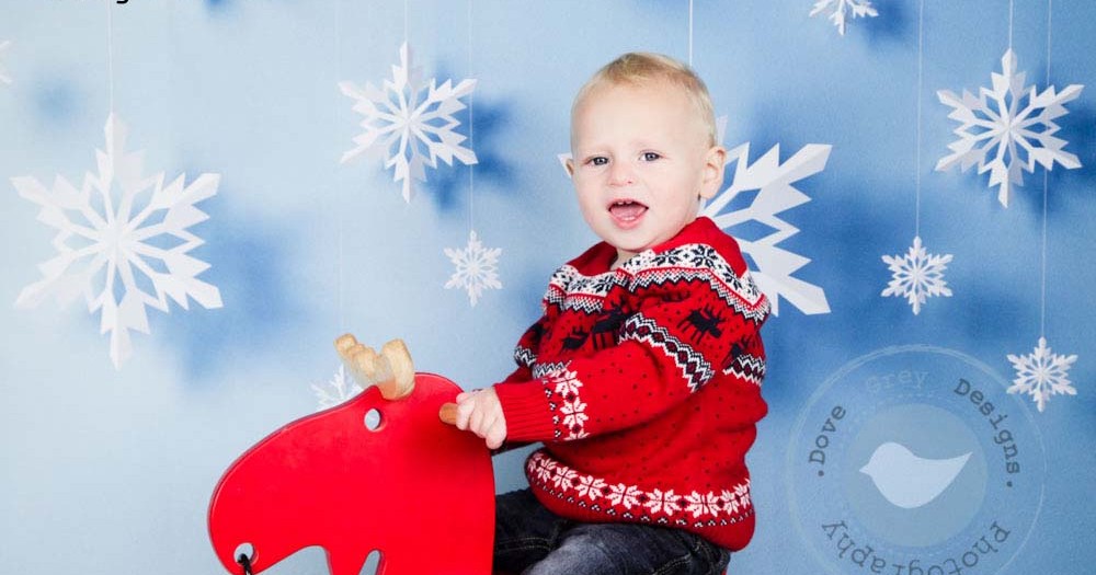 Seth's Christmas Photoshoot - Hampshire Children's Photography