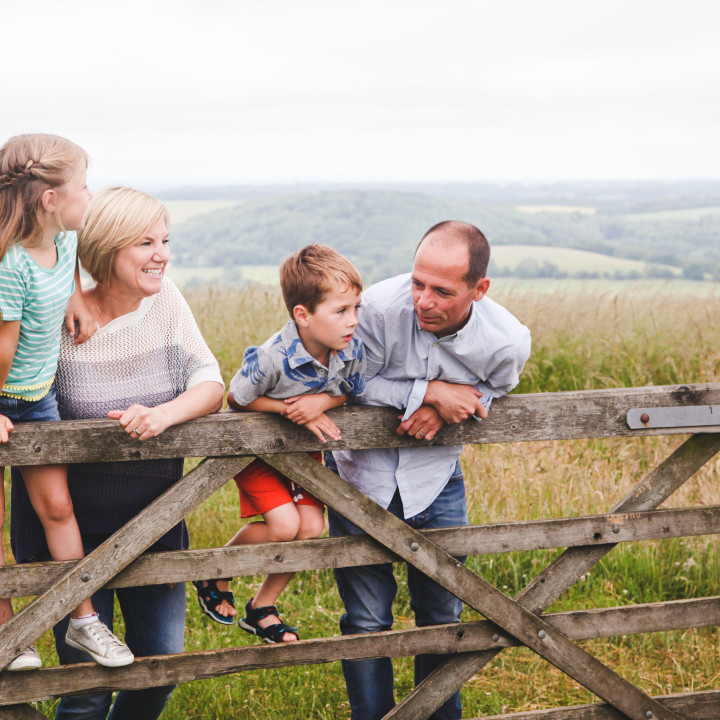 Family Hillside Walk - Candid Family Photoshoot - Hampshire