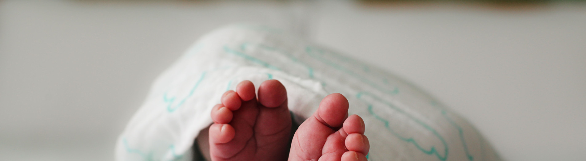 Ezra's Newborn at Home Session - Winchester