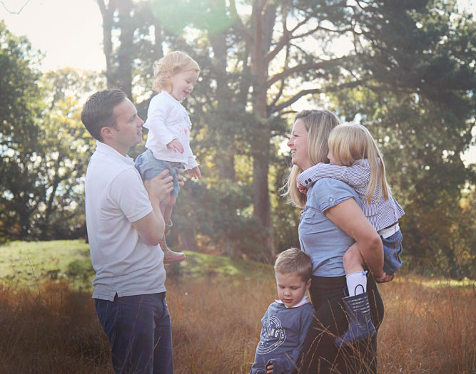 Esther, James and Family - Autumnal Photoshoot in Petersfield