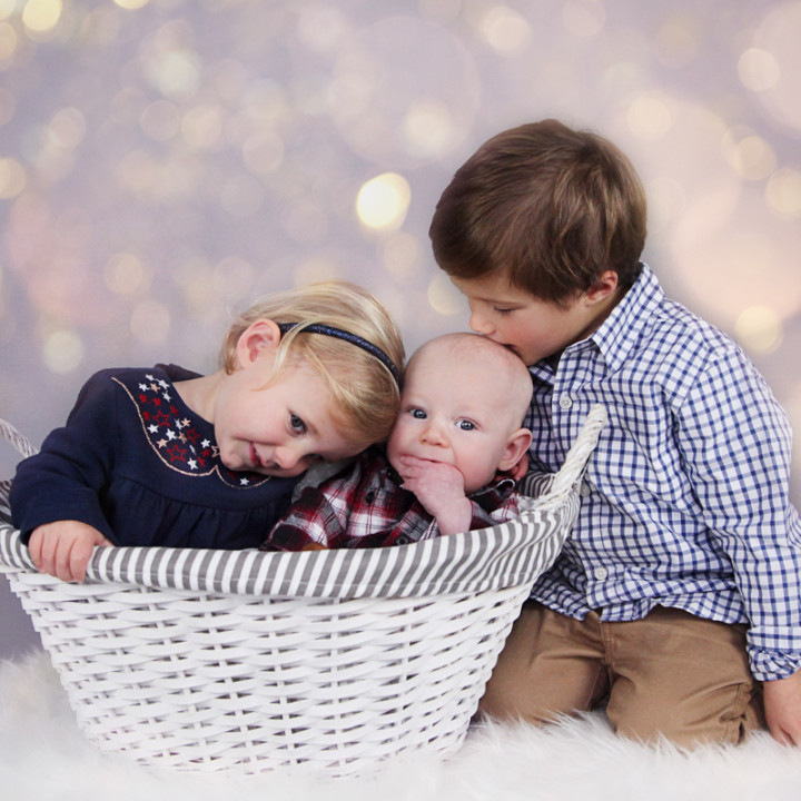 Leo, Noa and Ezra's Christmas Mini Session. 