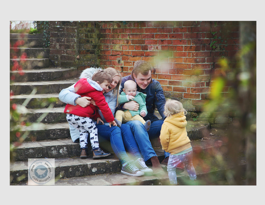 Relaxed.Outdoor.Familyphotoshoot.Southsea (21)