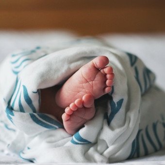 Baby Lexi - Newborn at Home Photoshoot - Hampshire